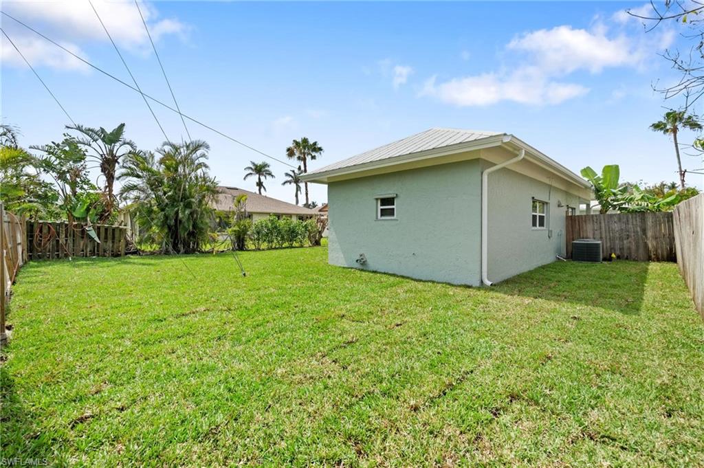 10842 Vanderbilt DR