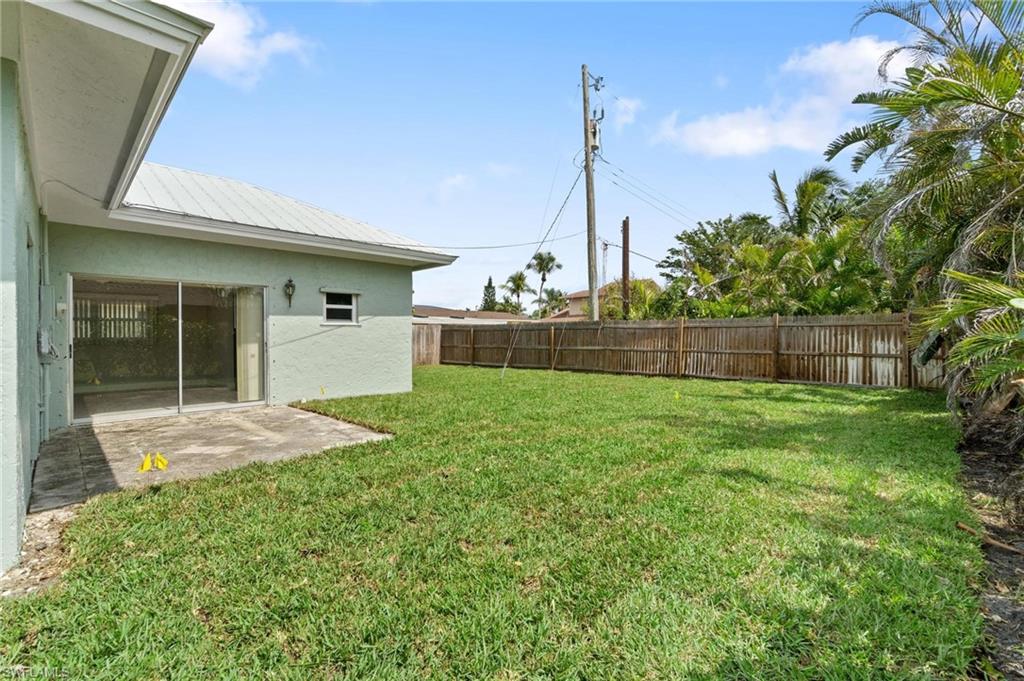 10842 Vanderbilt DR