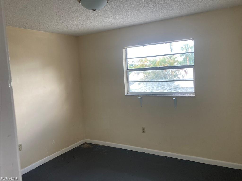 3325 Airport RD N Unit: D6
