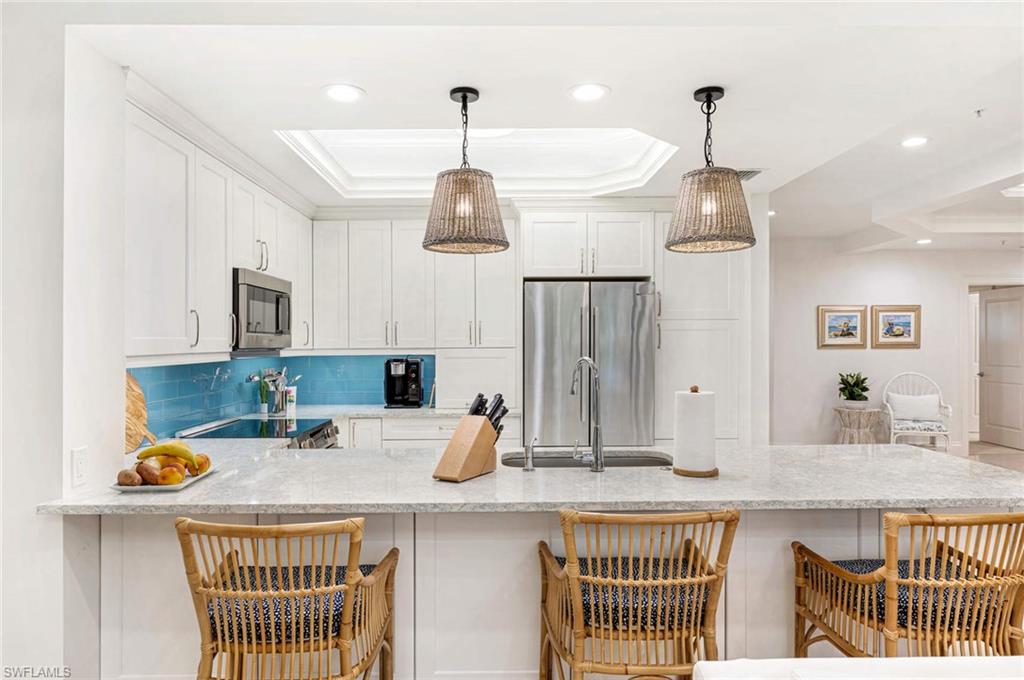 411 6th ST S Unit: 202