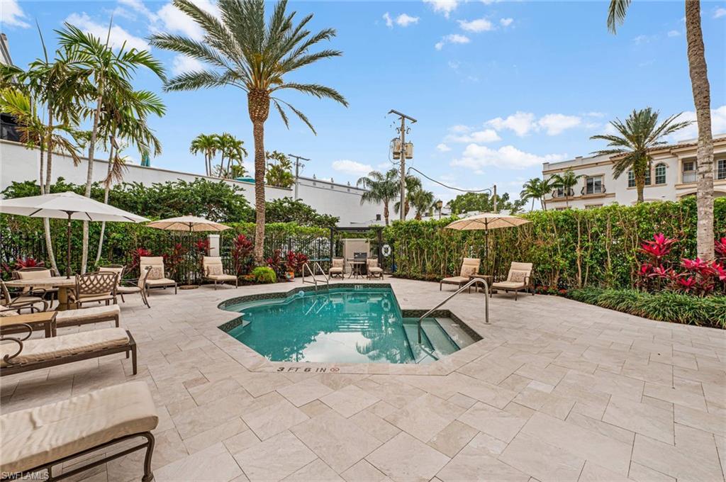 411 6th ST S Unit: 202