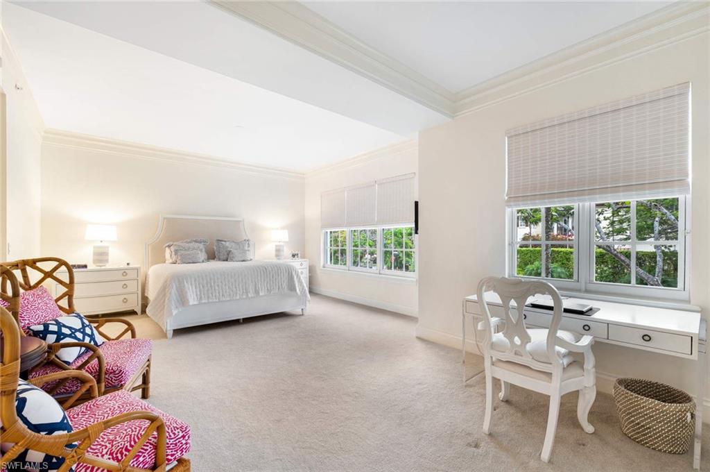 411 6th ST S Unit: 202