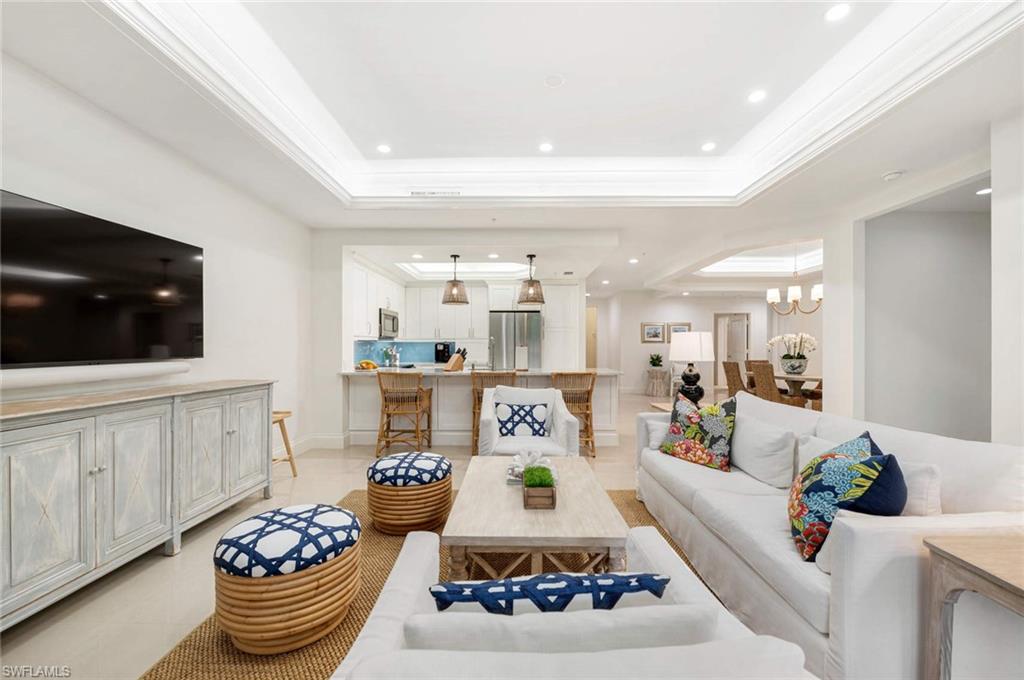 411 6th ST S Unit: 202