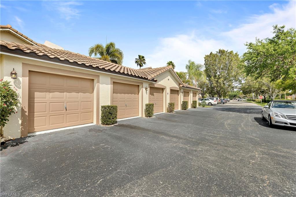 182 Newport DR Unit: 1002