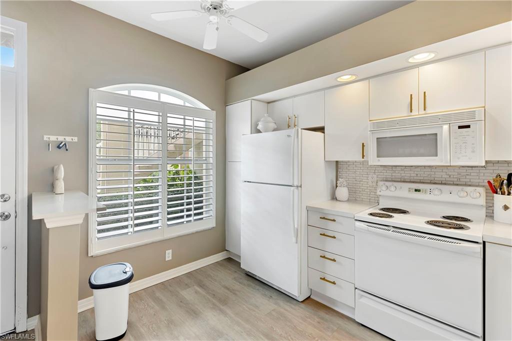 182 Newport DR Unit: 1002