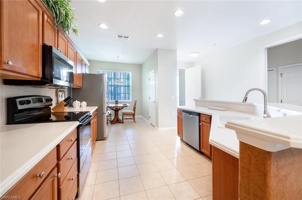 4873 Hampshire CT Unit: 5-105