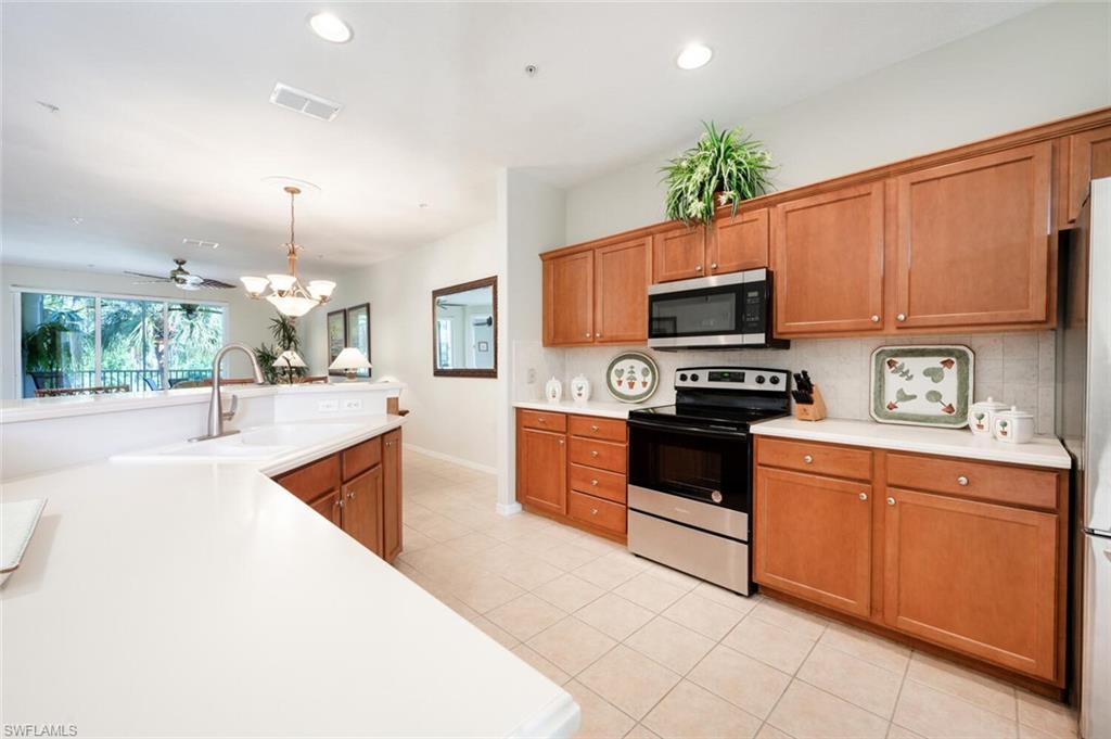 4873 Hampshire CT Unit: 5-105