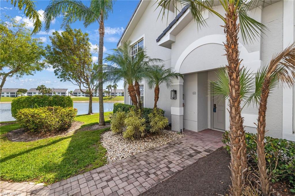 6050 Pinnacle LN Unit: 2001