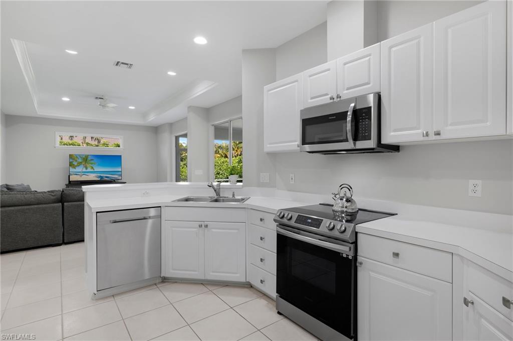 3380 Hanover CT