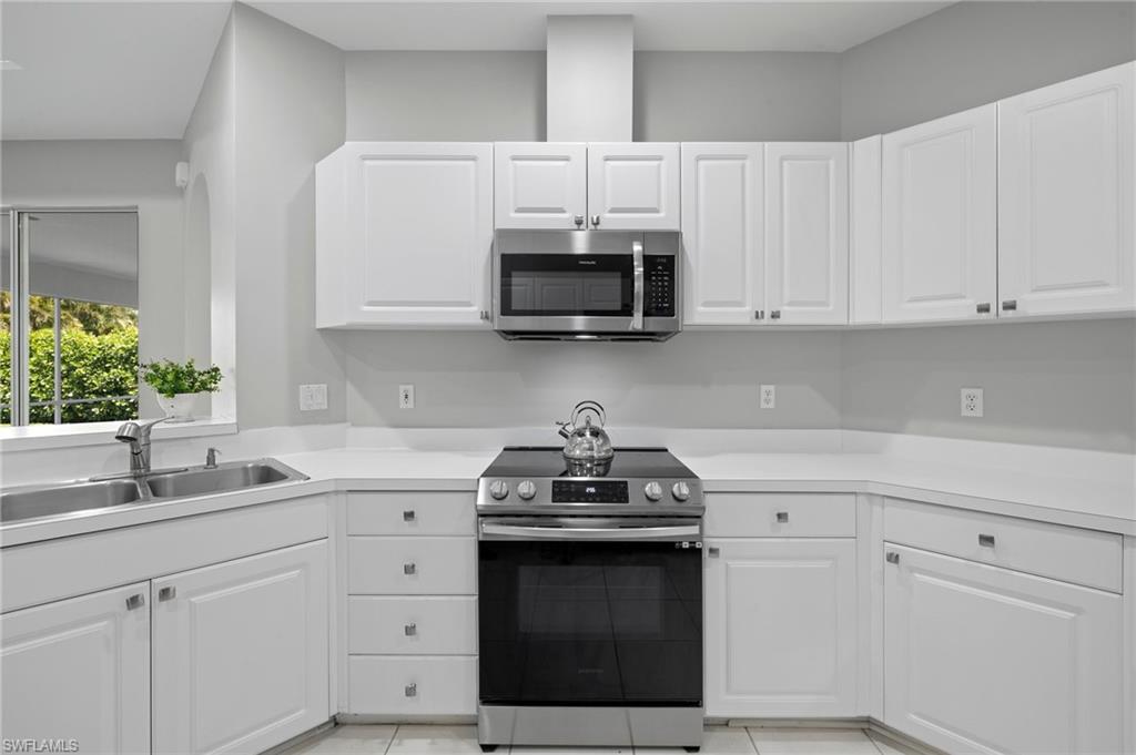 3380 Hanover CT