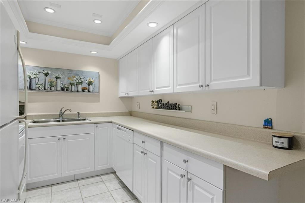 126 Harrison RD Unit: M-2