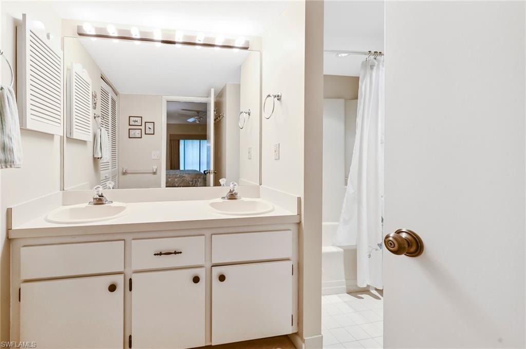 1100 9th ST S Unit: F202