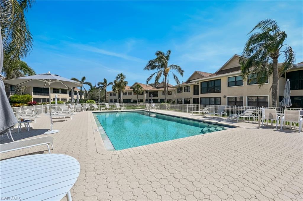 1100 9th ST S Unit: F202