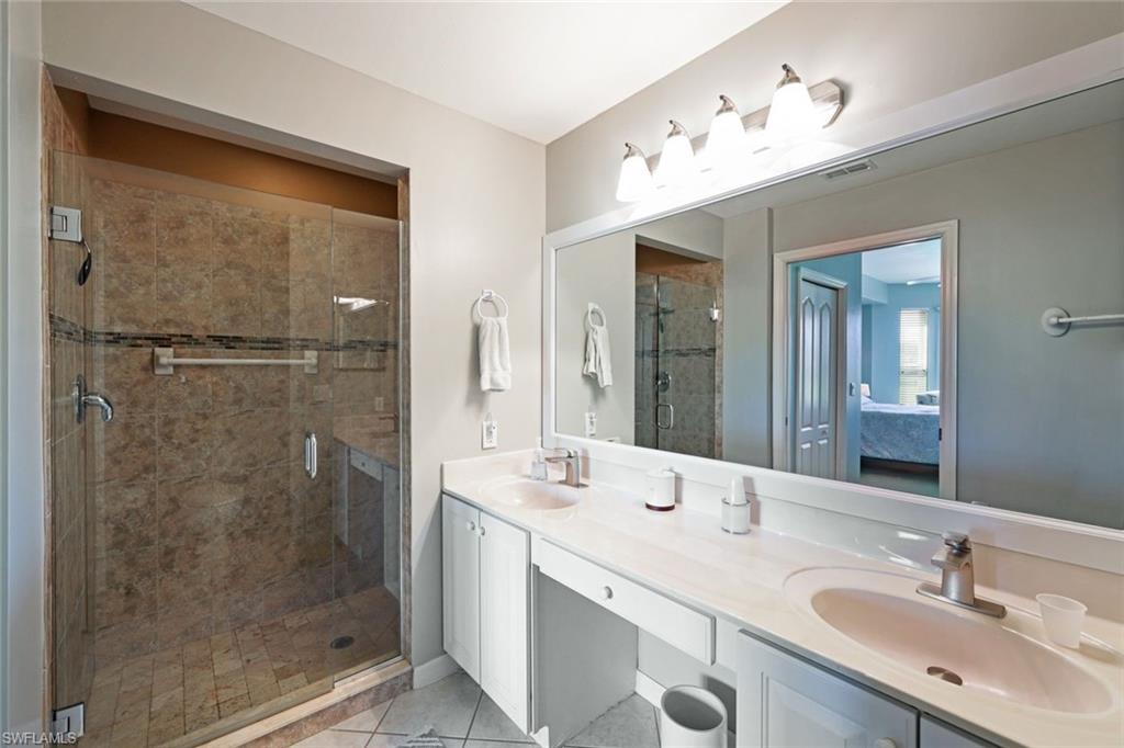 10527 Washingtonia Palm WAY Unit: 4015
