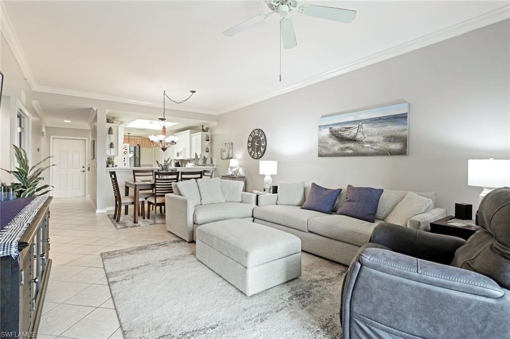 10527 Washingtonia Palm WAY Unit: 4015