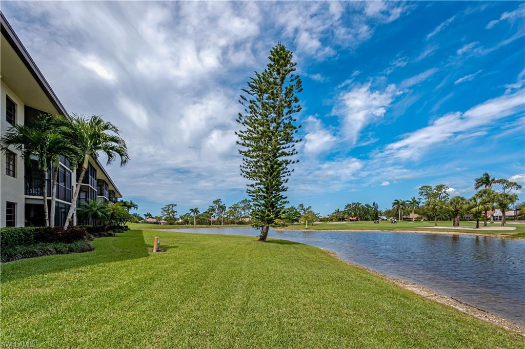415 Augusta BLVD Unit: 307