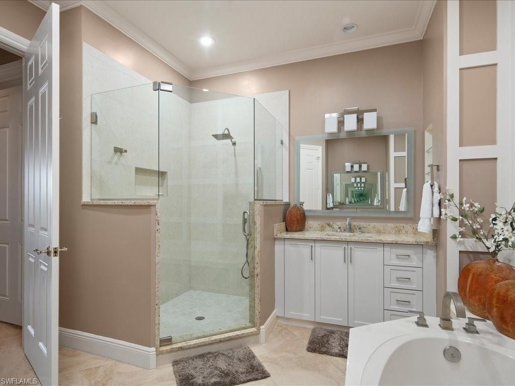 9229 Museo CIR SW Unit: 5-204