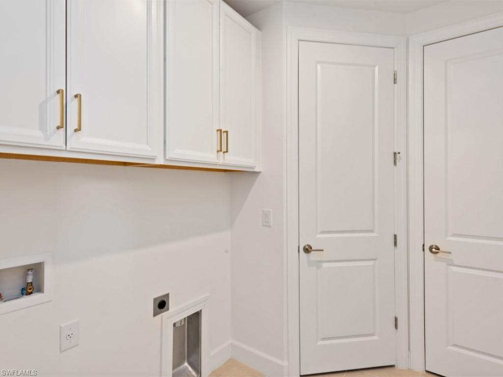 15261 Zeno WAY Unit: 103