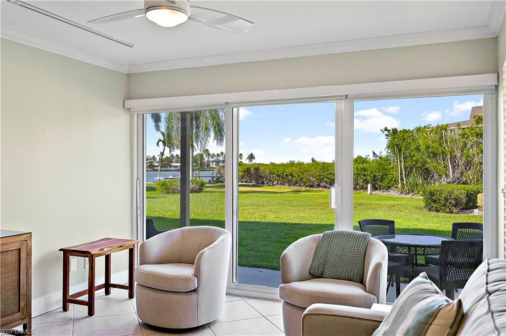1215 Edington PL Unit: E4