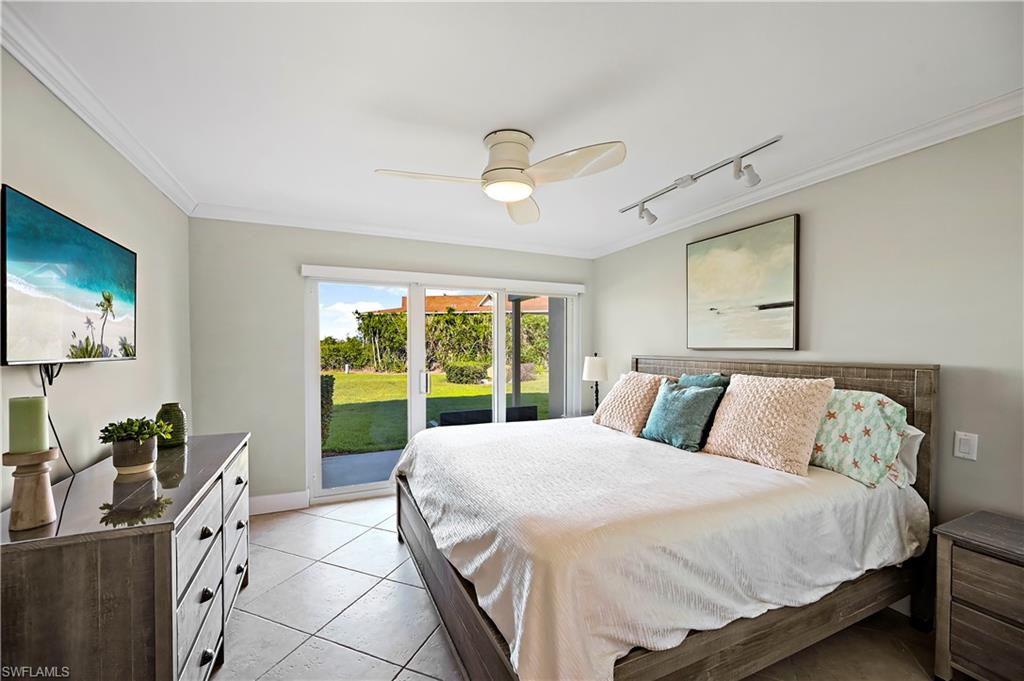 1215 Edington PL Unit: E4