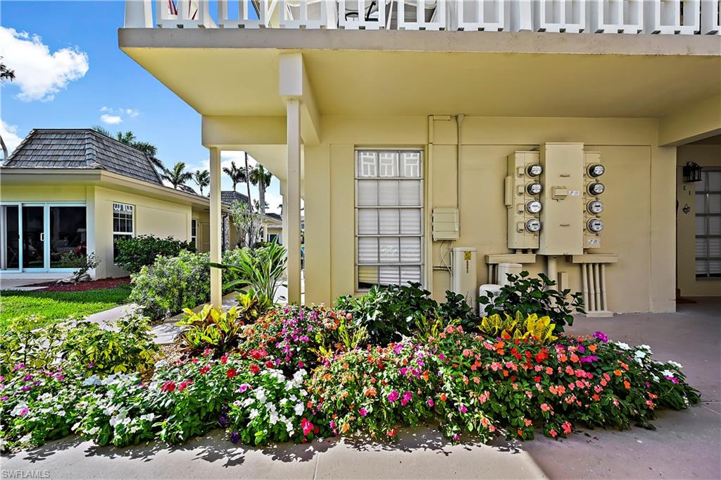1215 Edington PL Unit: E4