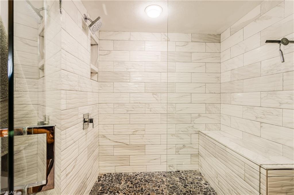 285 Naples Cove DR Unit: 1302