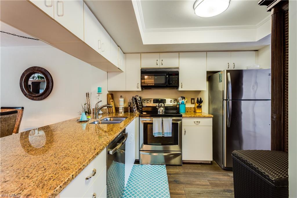 285 Naples Cove DR Unit: 1302