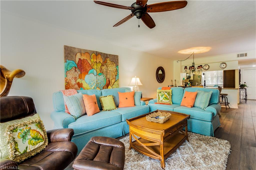 285 Naples Cove DR Unit: 1302