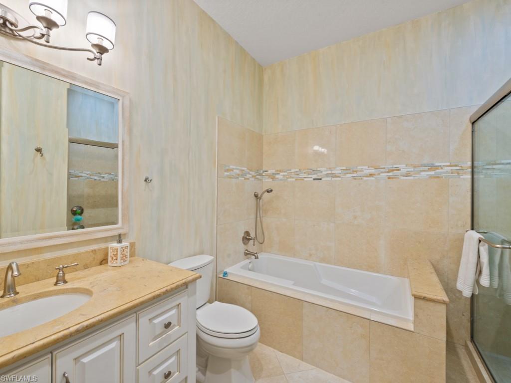 1733 Gulfstar DR S Unit: 303