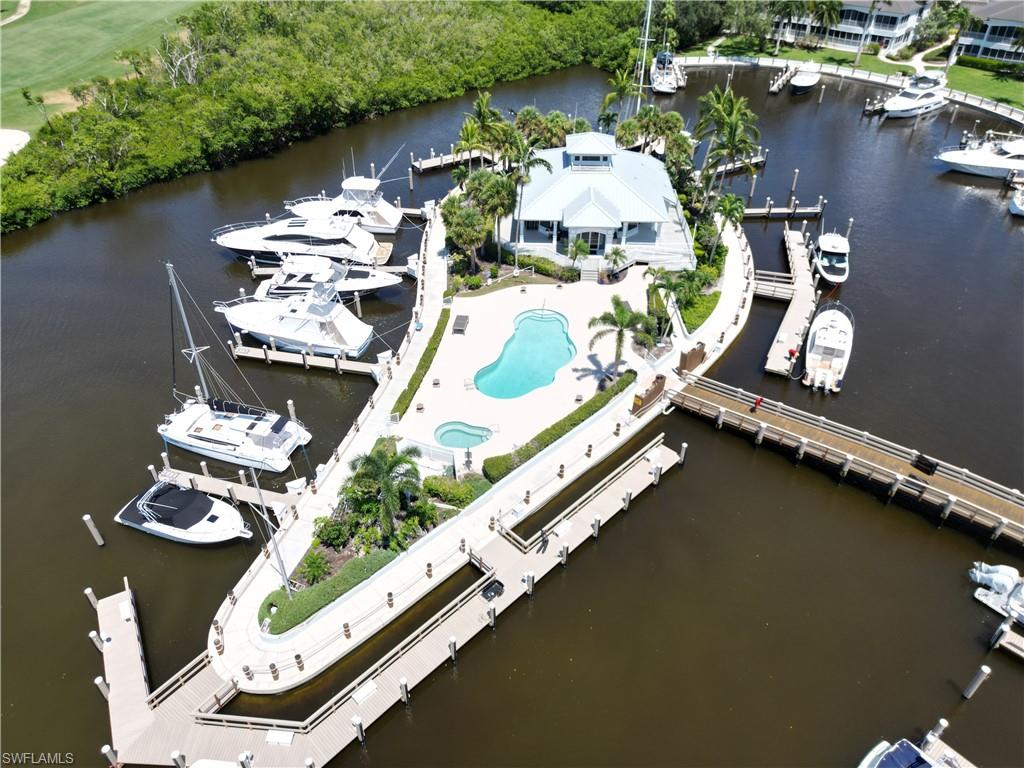 1733 Gulfstar DR S Unit: 303