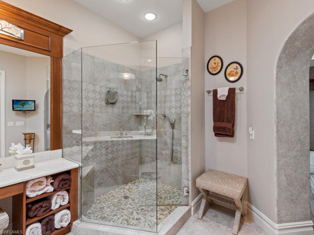 1733 Gulfstar DR S Unit: 303