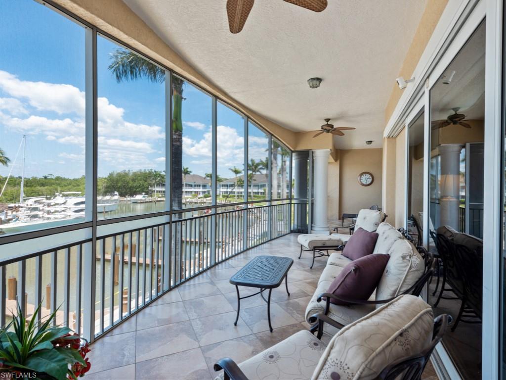 1733 Gulfstar DR S Unit: 303