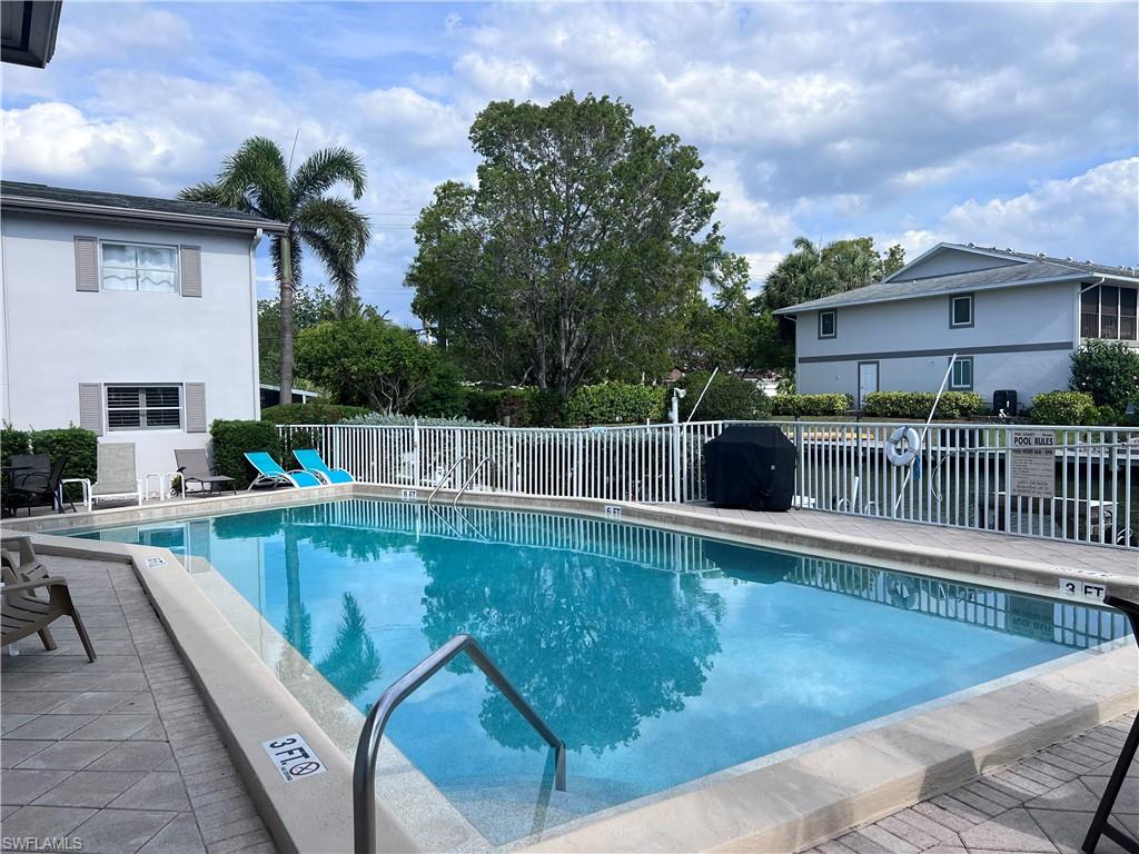 1686 Blue Point AVE Unit: A5