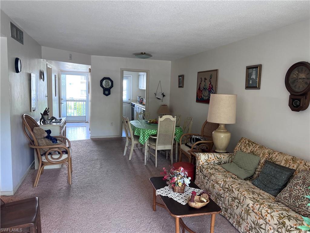 72 7th ST S Unit: 211