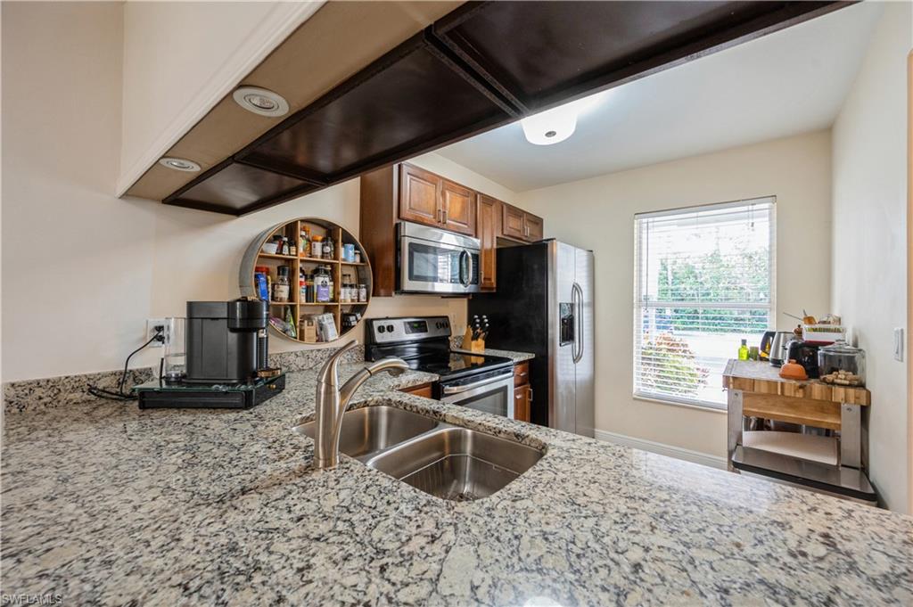 1933 Courtyard WAY Unit: D-101