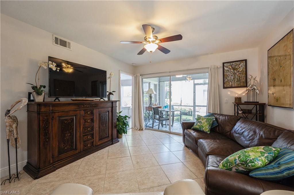 1933 Courtyard WAY Unit: D-101