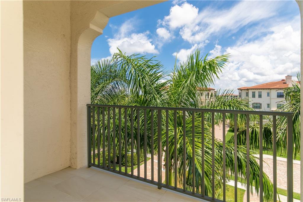 16386 Viansa WAY Unit: 2-302