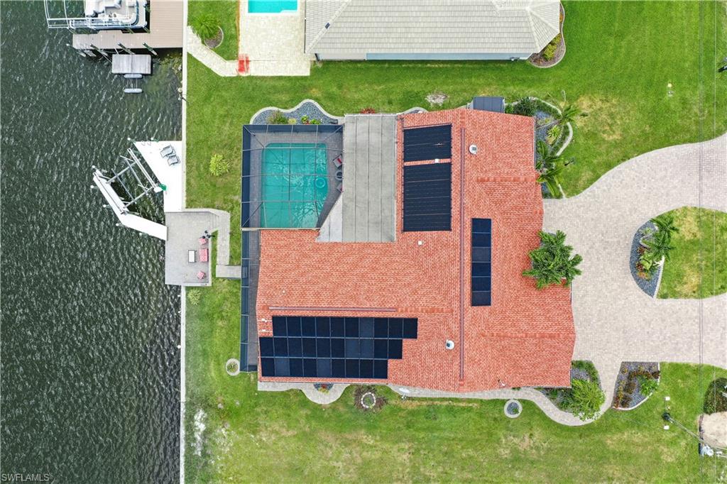 1222 SW 4th CT
