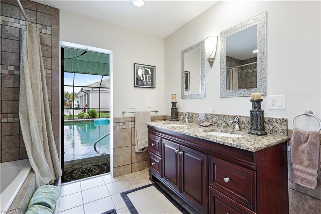 1222 SW 4th CT