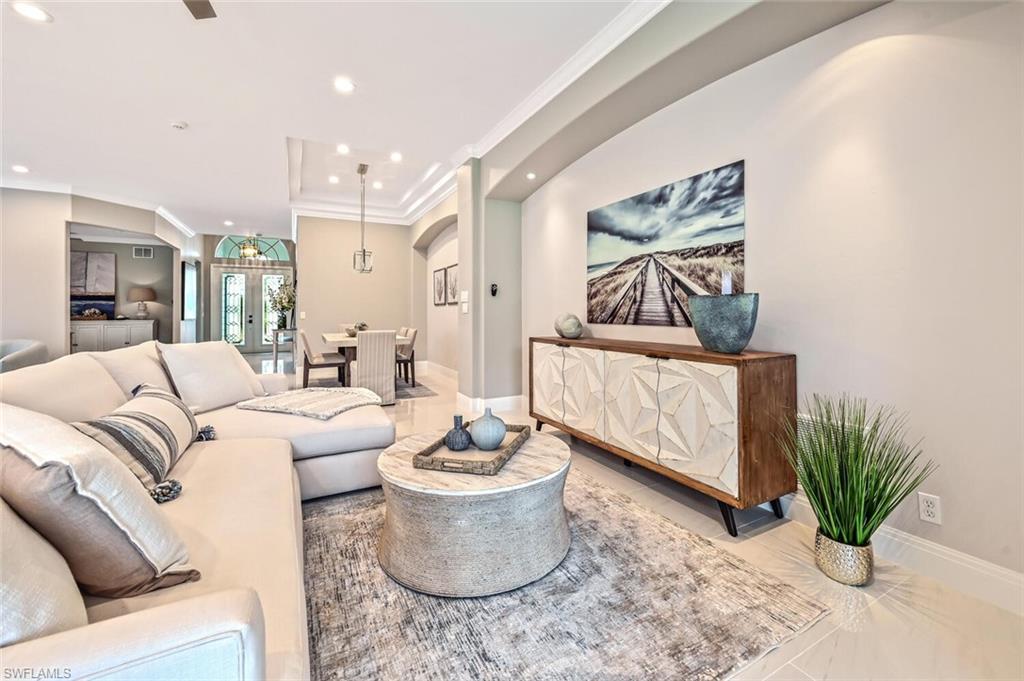 5616 Lago Villaggio WAY