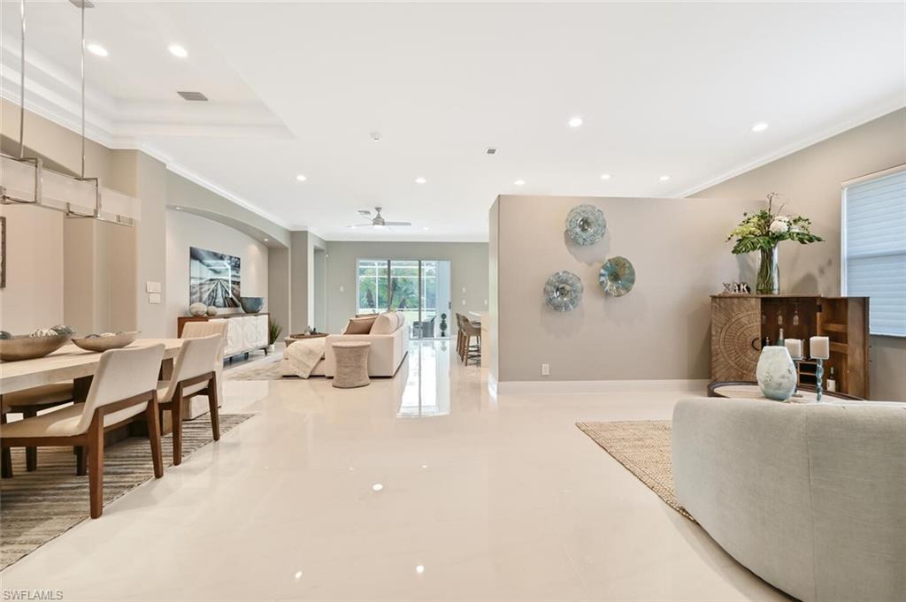 5616 Lago Villaggio WAY