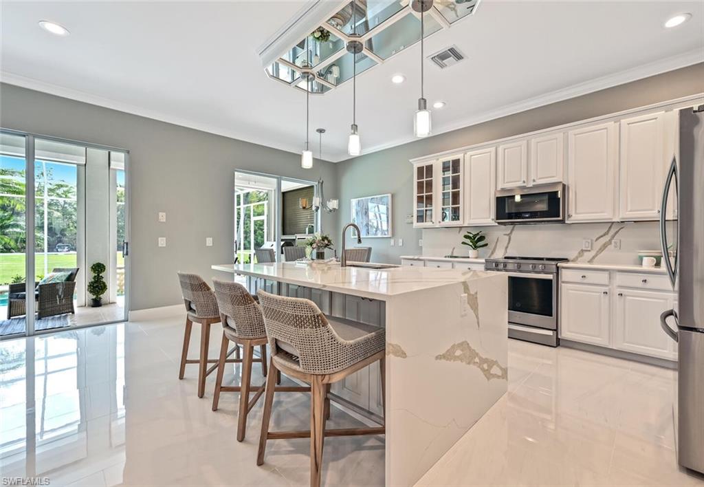 5616 Lago Villaggio WAY