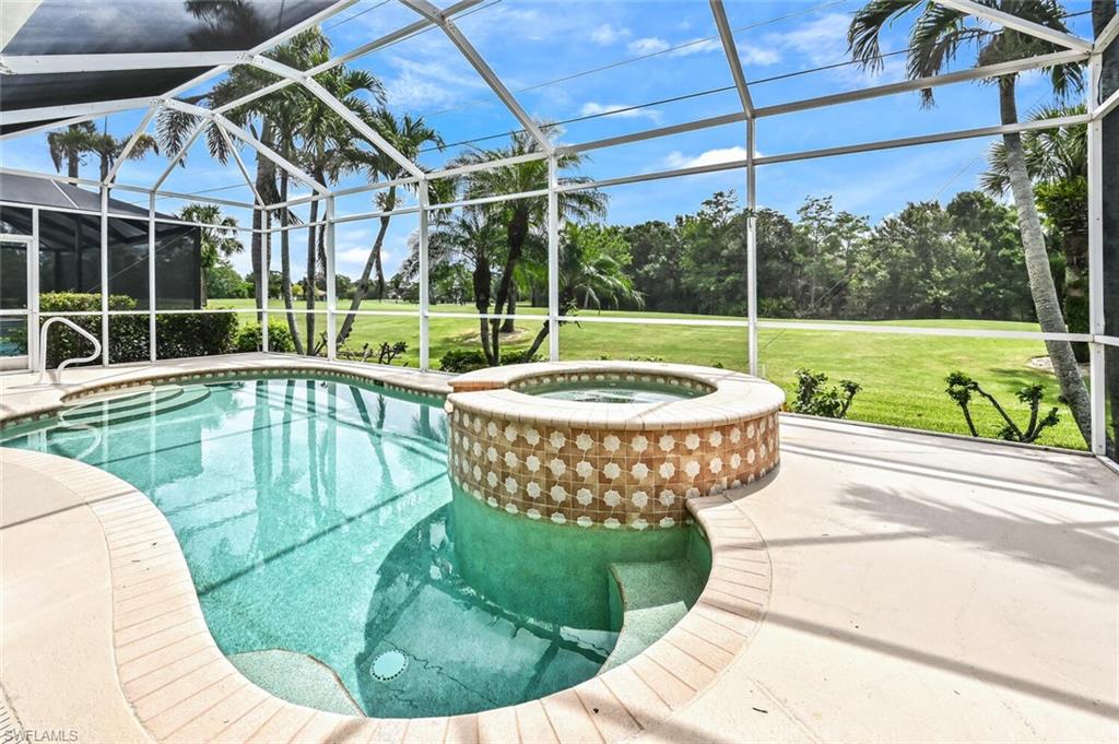 5616 Lago Villaggio WAY