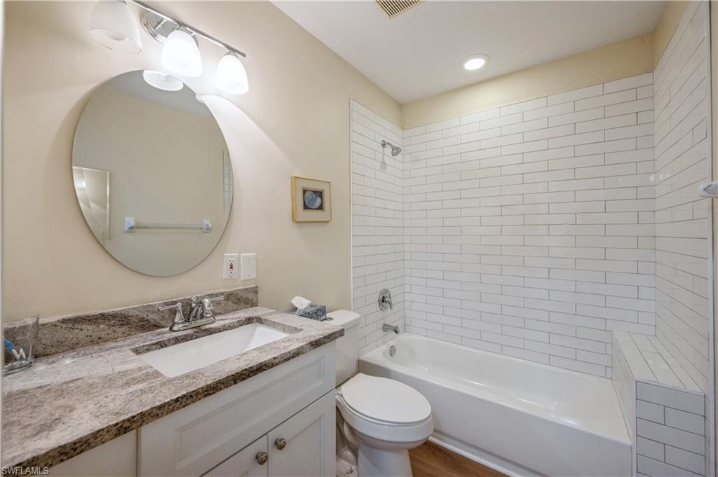 260 Robin Hood CIR Unit: 101