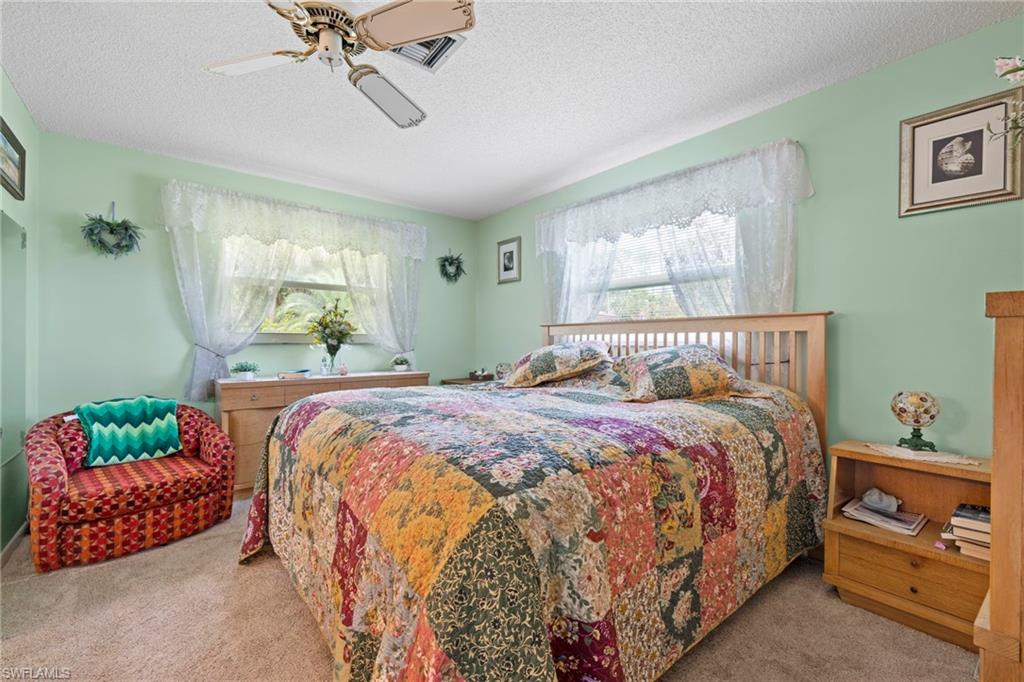 2288 Poinciana DR