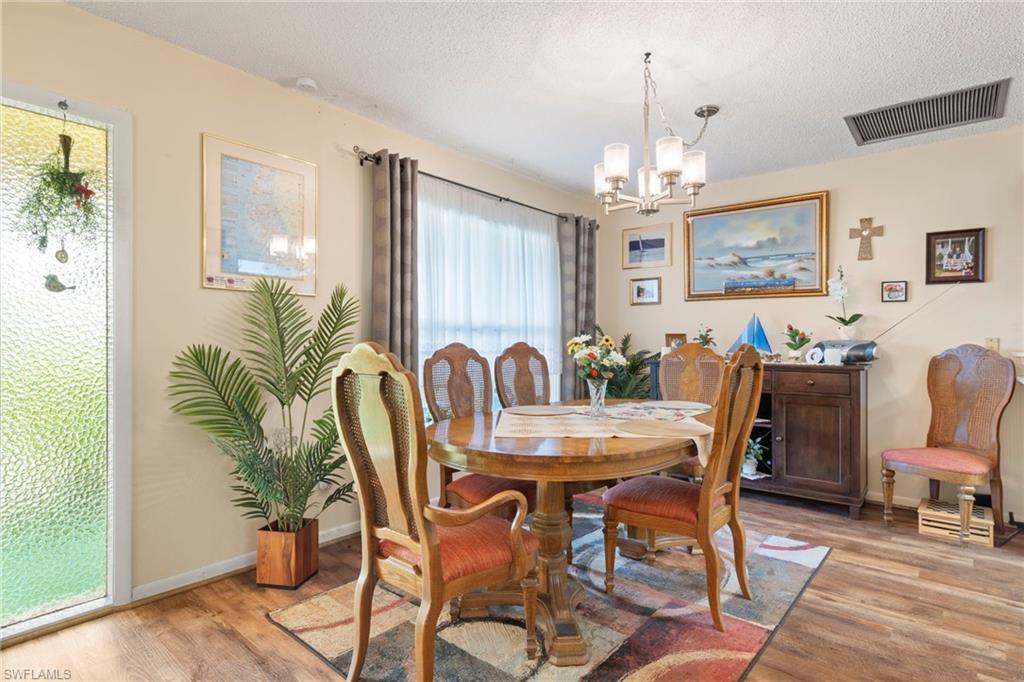 2288 Poinciana DR