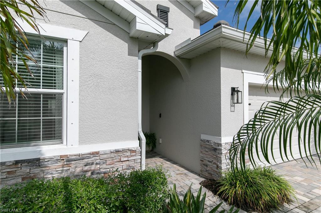 4270 Bluegrass DR