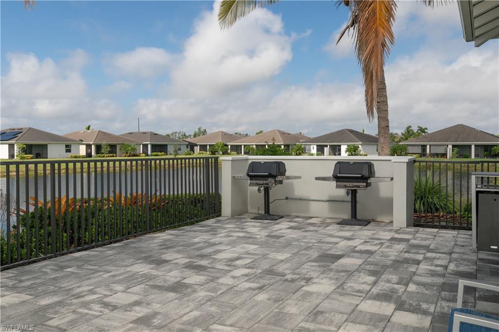 4270 Bluegrass DR