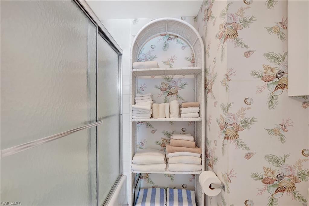 180 Seaview CT Unit: 803
