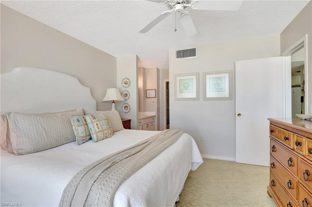 180 Seaview CT Unit: 803